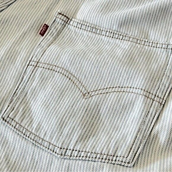 LEVI’S Striped Light Wash Denim Shortalls Size XL NEW - Picture 6 of 11